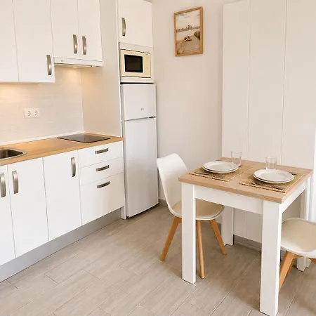 Appartement Minimalist Boho-chic 10 Minutes From The